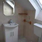 Feriehus Aran View Homes Doolin - The Courtyard House - Sleeps 9