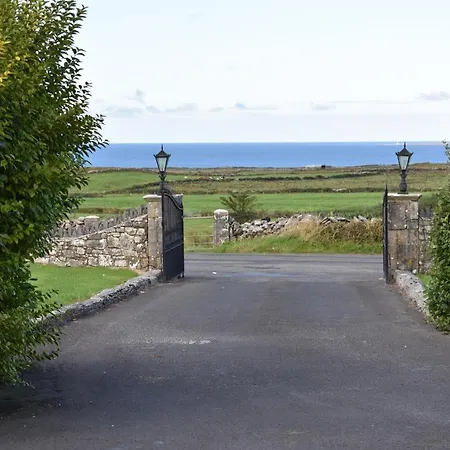 Aran View Homes Doolin - The Courtyard House - Sleeps 9 Knockfin Cross Roads