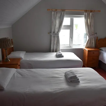 Aran View Homes Doolin - The Courtyard House - Sleeps 9 Knockfin Cross Roads